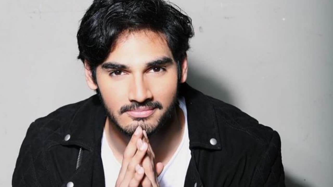 Suniel Shetty son Ahan to make Bollywood debut with Hindi remake of Telegu film RX 100